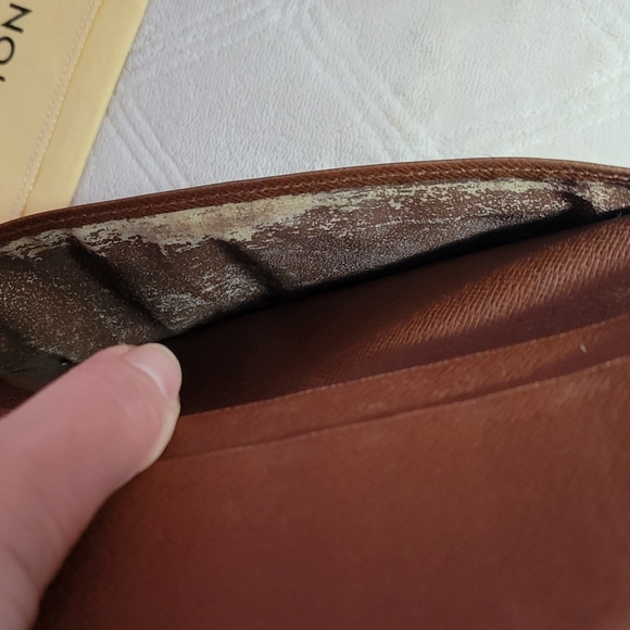 Louis Vuitton Dark Brown Monogram Wallet - Picture 8 of 11